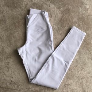 NWOT ALO Airbrush Leggings